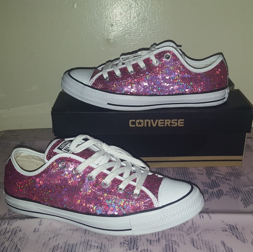Pink sequin low top Converse